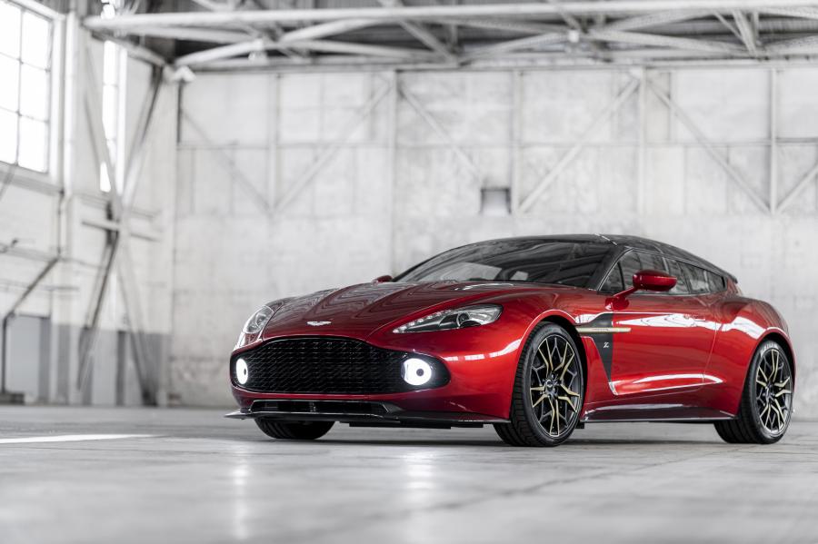  Aston Martin Vanquish Zagato Shooting Brake 2018 года  (UK) (фото 43 из 76)